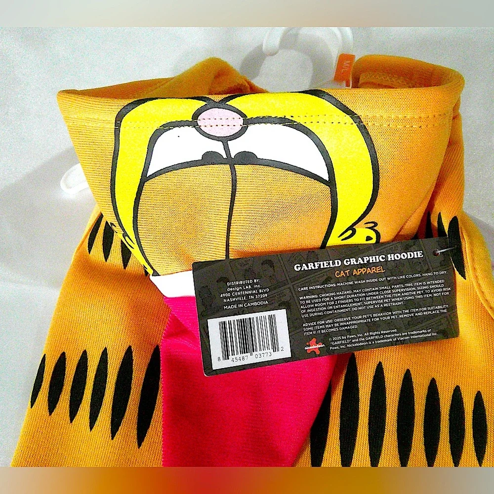 Garfield Graphic Christmas Hoodie (M/L)